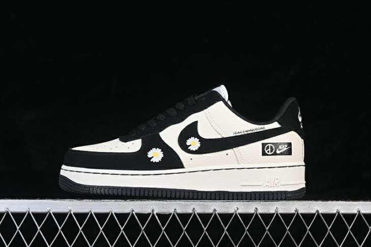 Picture of Air Force 1 _SKUfw22032973379356214fw
